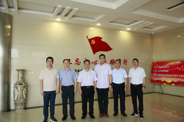 不忘初心，，，，，服膺使命： 通用技术投资公司与z6.com集团以党建互换凝聚发展内活泼力