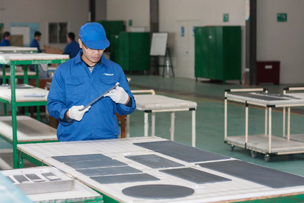 “z6.com劳模的青春回覆”系列报路之金昌市五一劳动圭表黄誓成