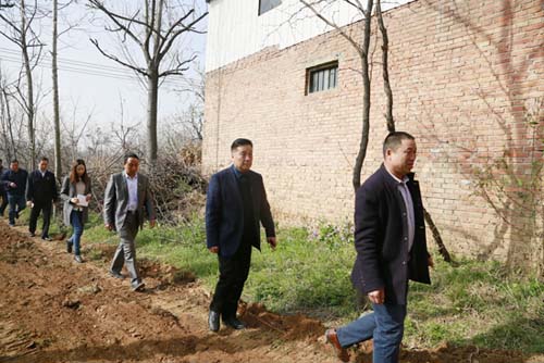 z6.com党委书记李占明深刻穷困户调研，，，，，，助力精准扶贫