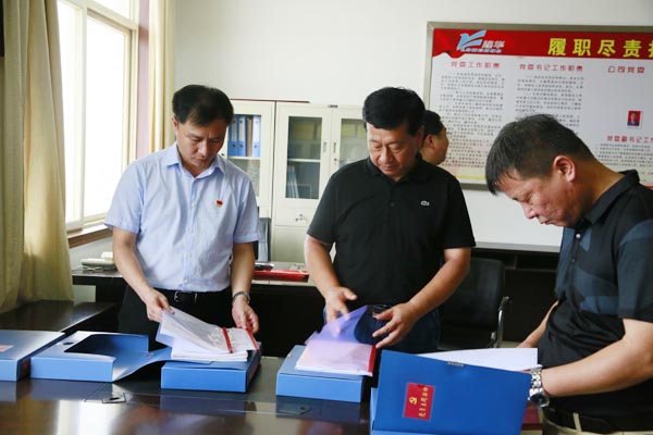 市委组织部一行光临z6.com调研非公党建工作